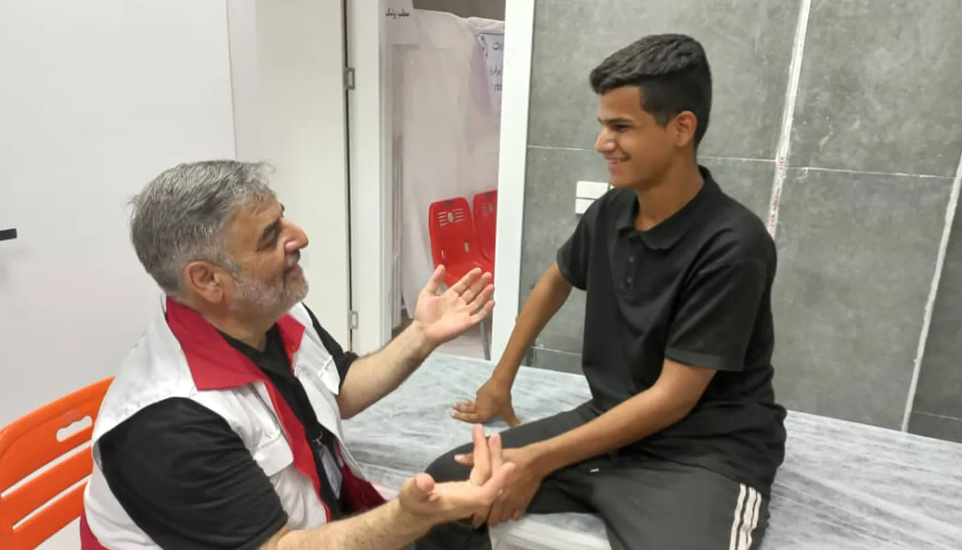 خدمات طب سنتی و حلال احمر در مراسم پیاده روی اربعین