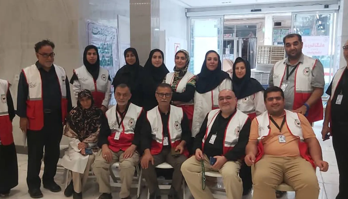 خدمات طب سنتی و حلال احمر در مراسم پیاده روی اربعین